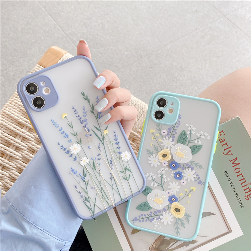 Candy acrylic flower phone case - Image 7