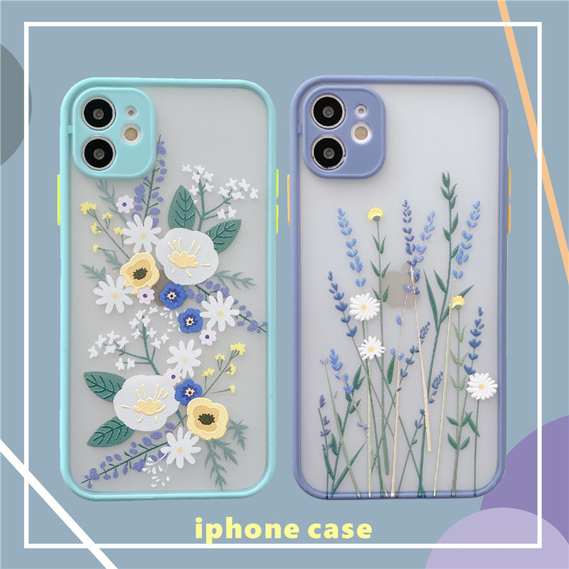 Candy acrylic flower phone case - Image 6