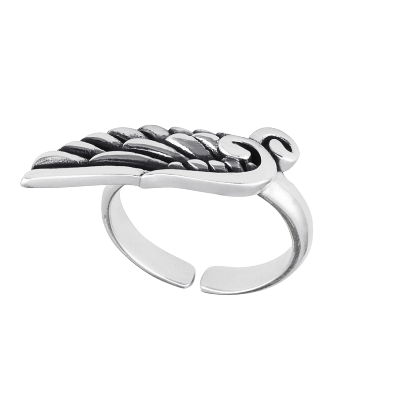 Angel wings ring