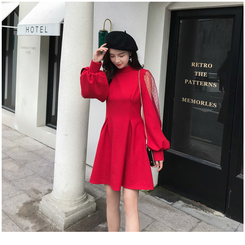 Spliced lantern sleeve dress