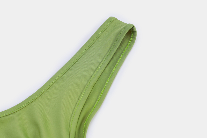 Pleated crew neck vest