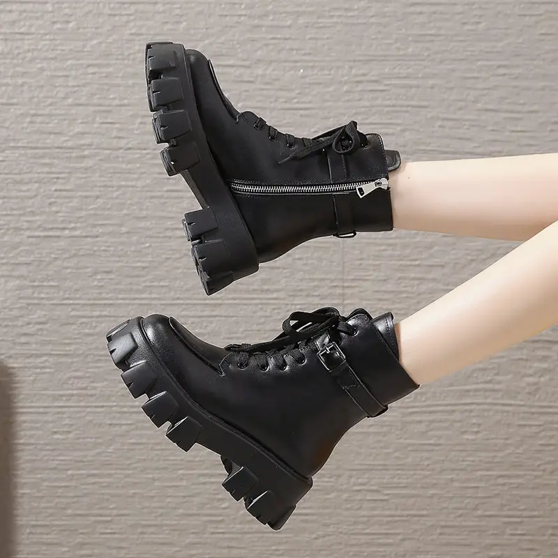 Martin boots female British style