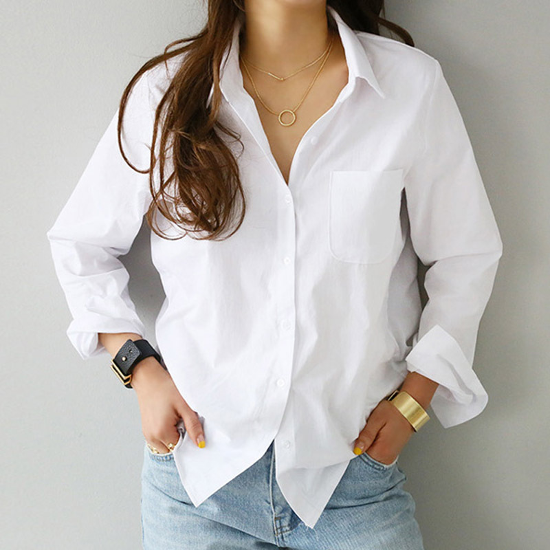 Solid color base long-sleeved shirt