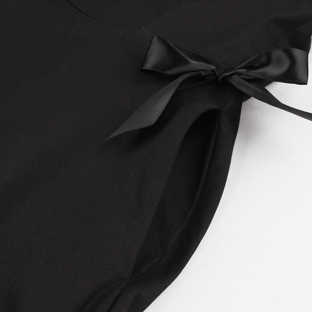 Contrast stitching skirt