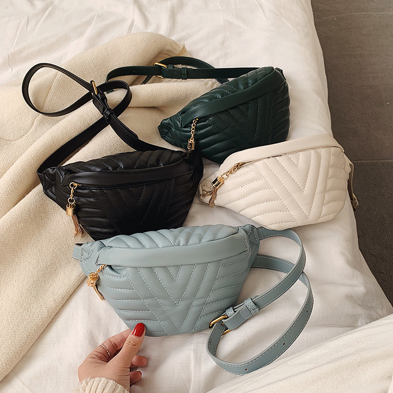 Embroidery diagonal bag — image 1