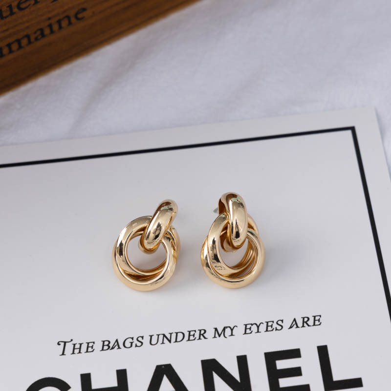 Multi-ring earrings