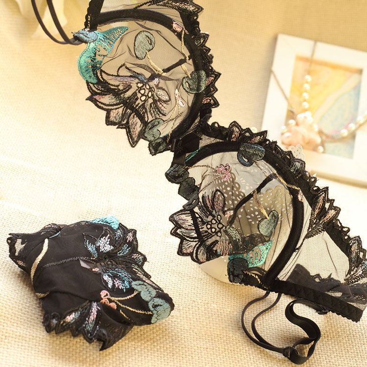 Embroidered lace cherry bra set