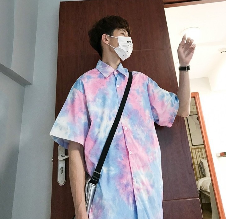 Tie-dye short sleeve shirt