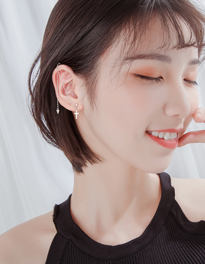 Single cross earring