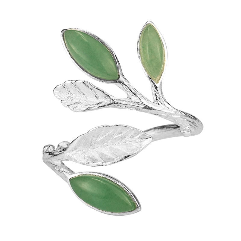 Vintage ring with leaves