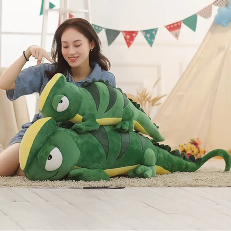 Simulation chameleon doll