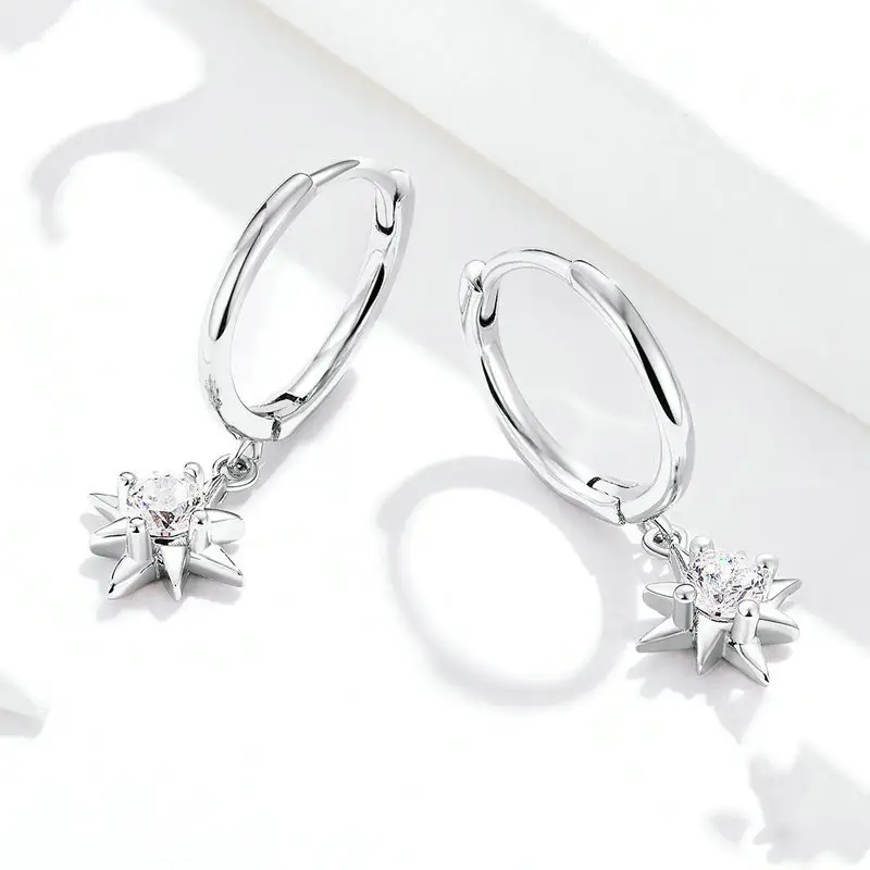 White gold-plated earrings
