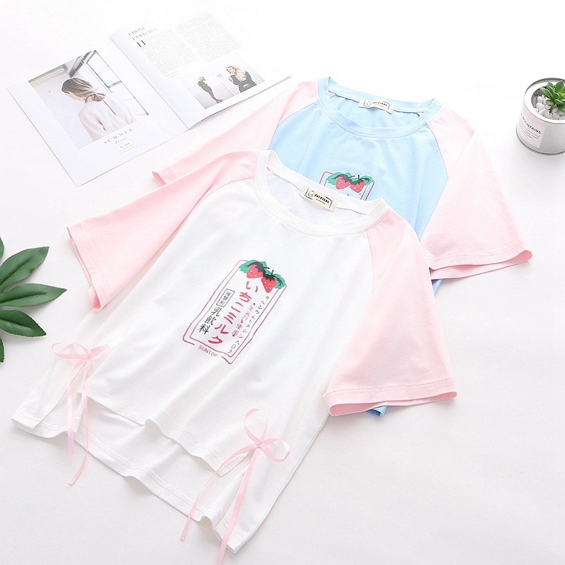 Strawberry embroidered crew neck T-shirt