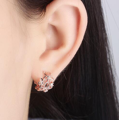 Rose without pierced ear clip