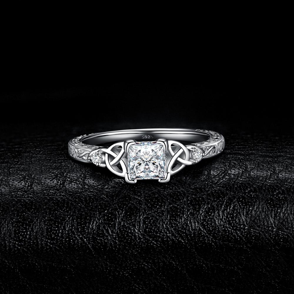 Geometric pattern inlaid square ring