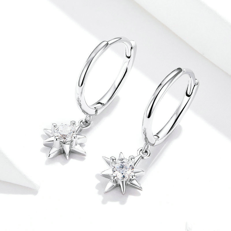 White gold-plated earrings