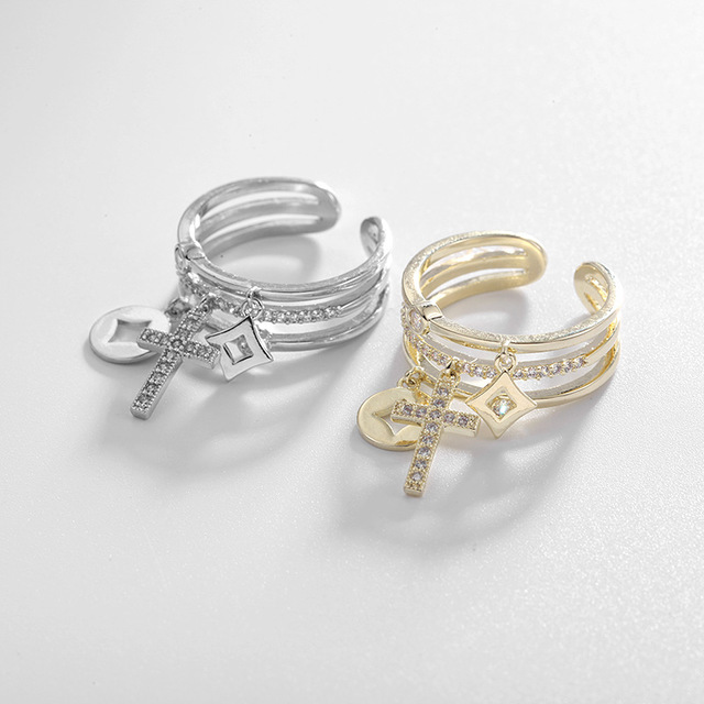 خاتم متعدد الطبقات بتصميم مفتوح