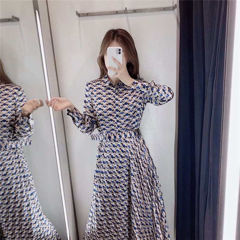 Geometric print dress