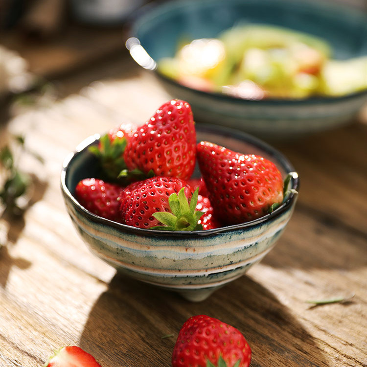 Japanese ceramic triangle plate bowl