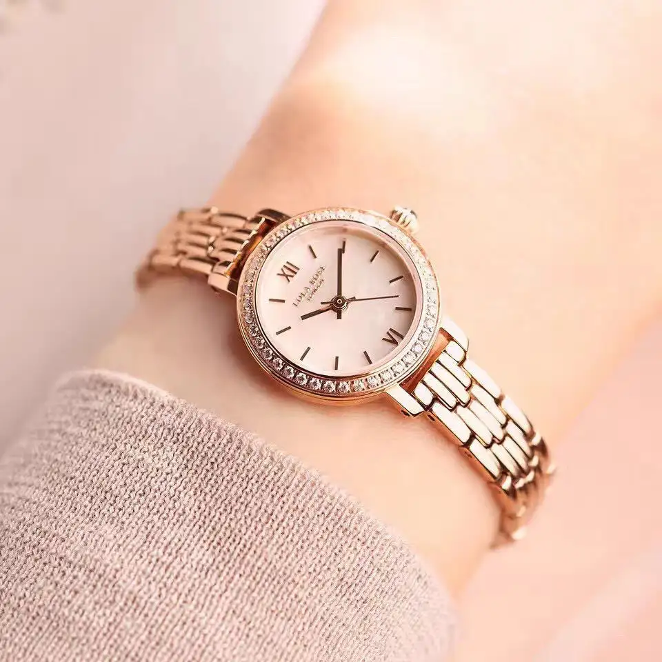Ladies exquisite small dial watch