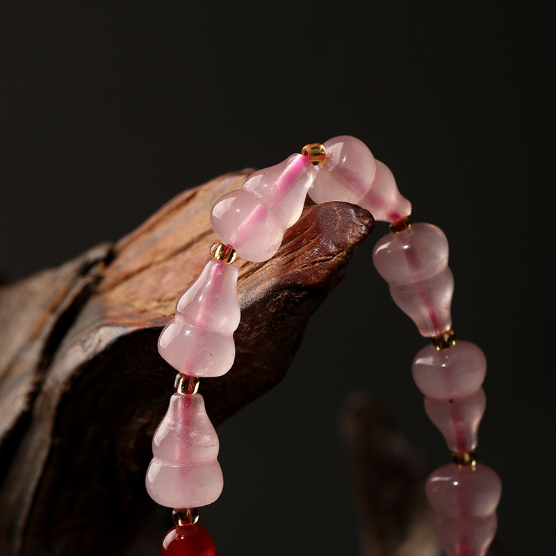 Natural pink crystal bracelet crystal gourd bracelet