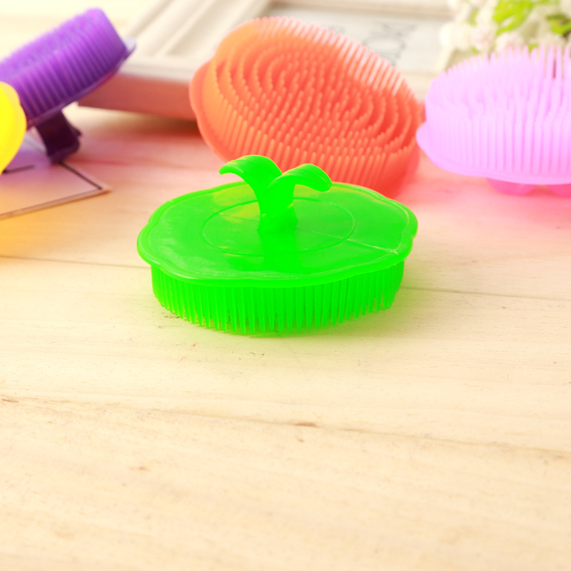 Massage shampoo brush