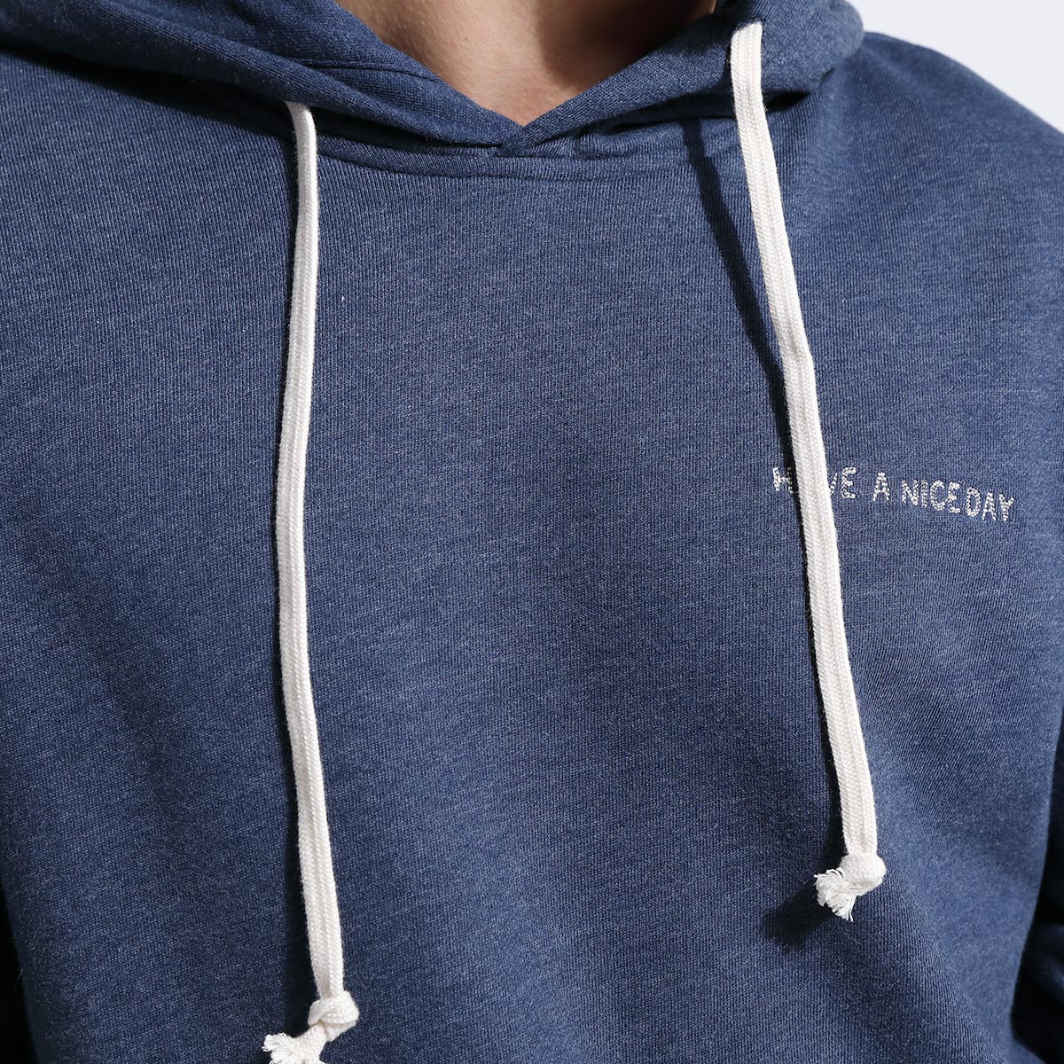 Letter embroidered hooded pullover slim sweatshirt
