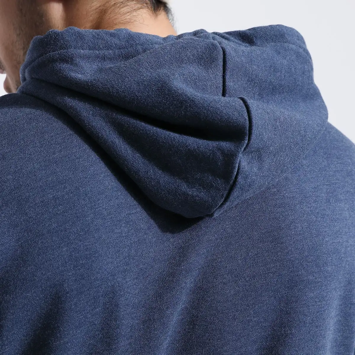 Letter embroidered hooded pullover slim sweatshirt