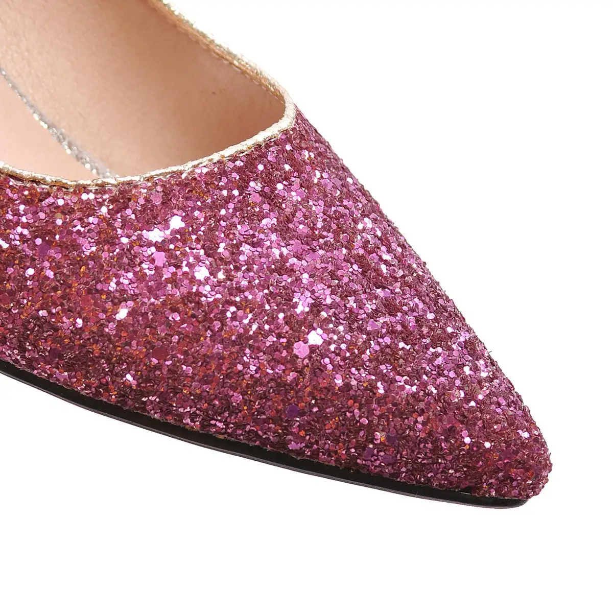 Shallow sequined shoes