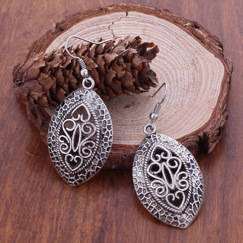 Ethnic style retro earrings