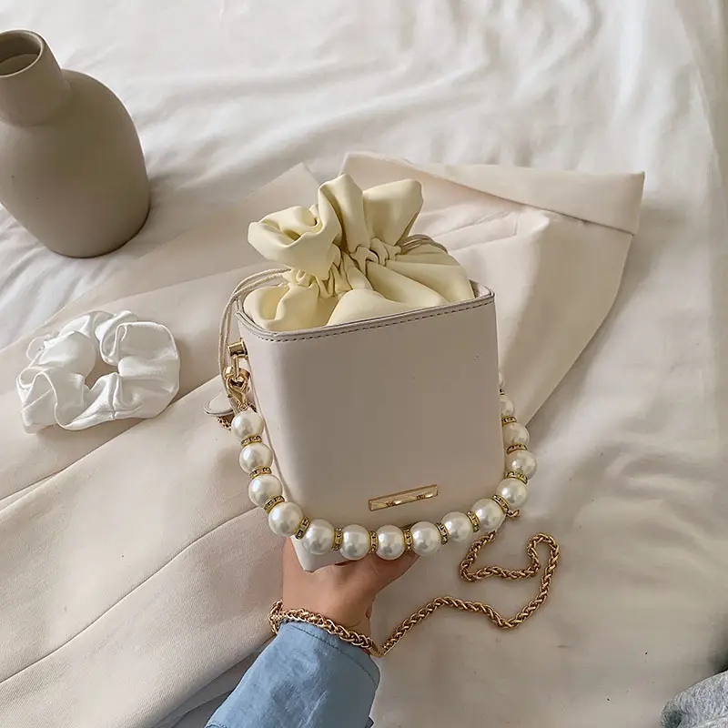 Chain fashion shoulder bag
