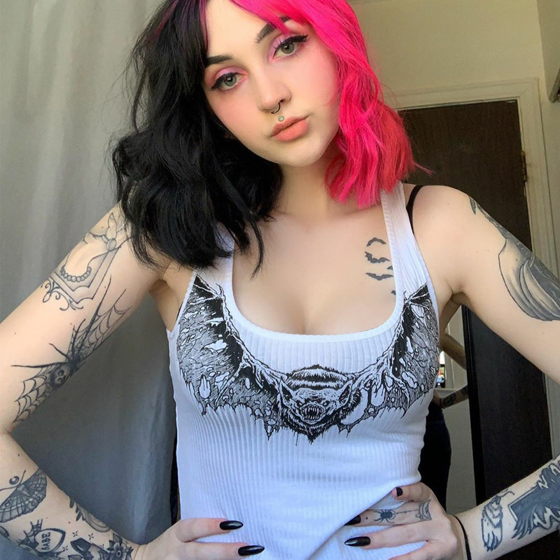 Camiseta sin mangas vanguardista gótica ala de murciélago - Camisa estética tatuaje alt punk grunge Y2K - Imagen 6 de 6