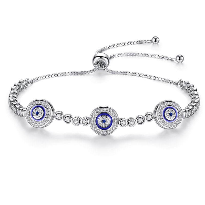 Adjustable fashion eye bracelet