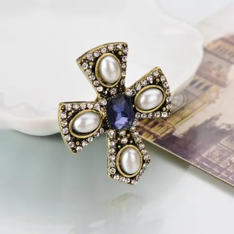 Pearl Badge