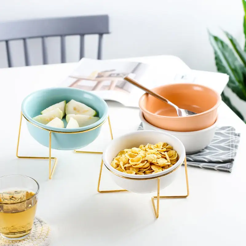 Ceramic tableware with gold frame
