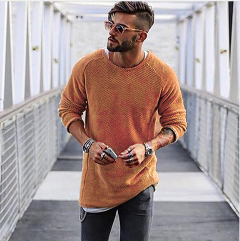 COMFORTABLE MEN'S SWEATER