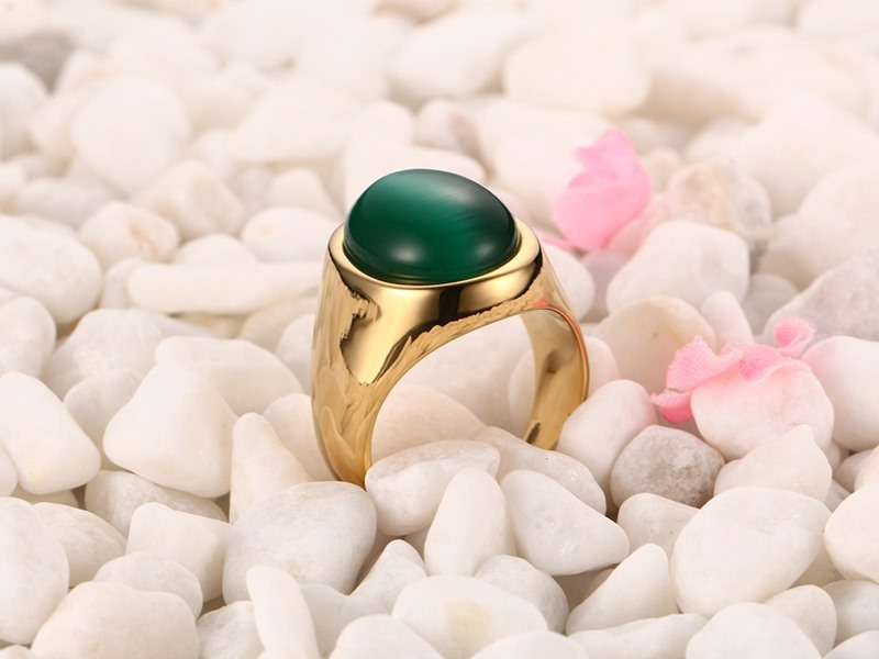 Green opal gold ring