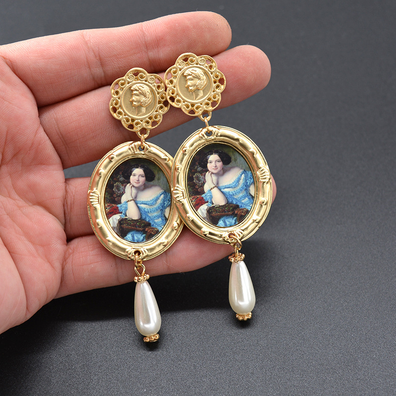Vintage oil painting pearl earrings