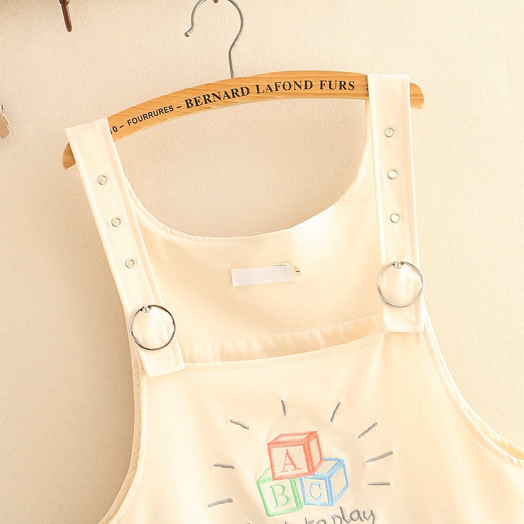 Embroidered suspender skirt