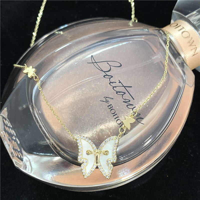 White shell butterfly necklace