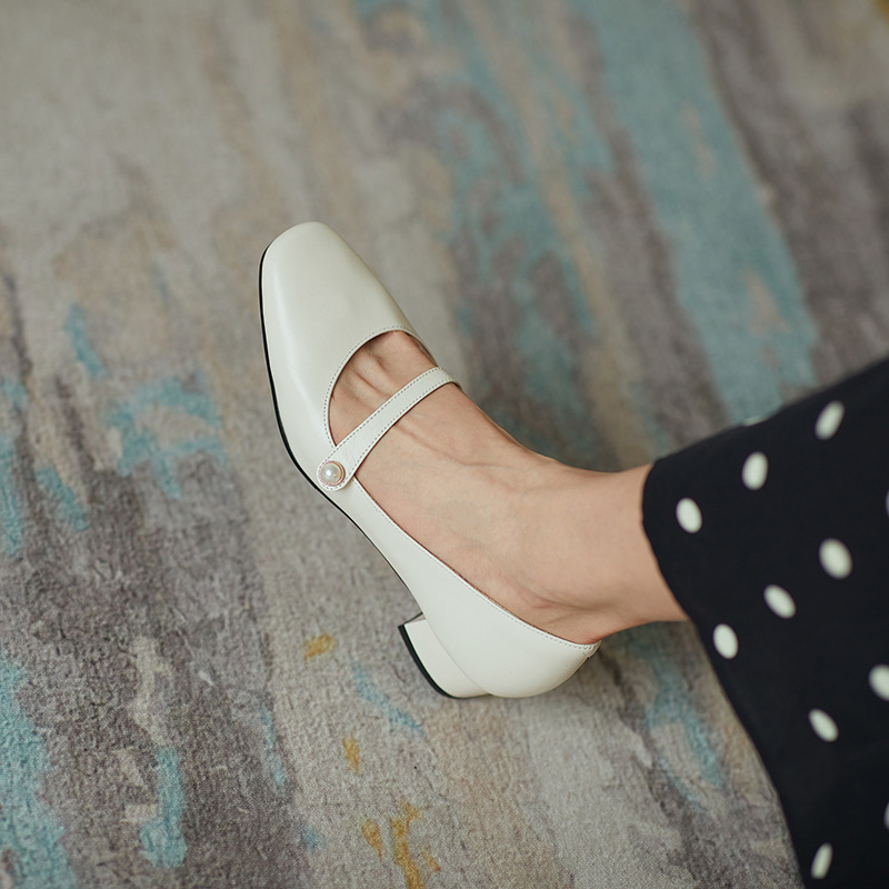 Thick heel women's shoes