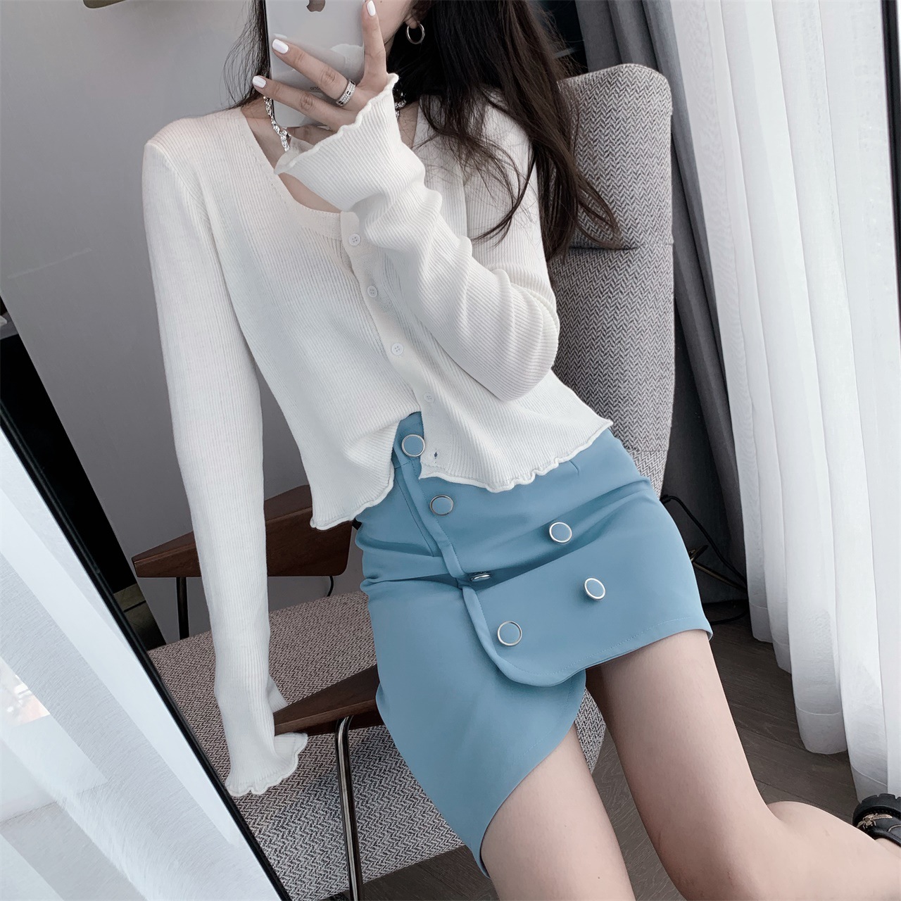 Women's short knitted cardigan top