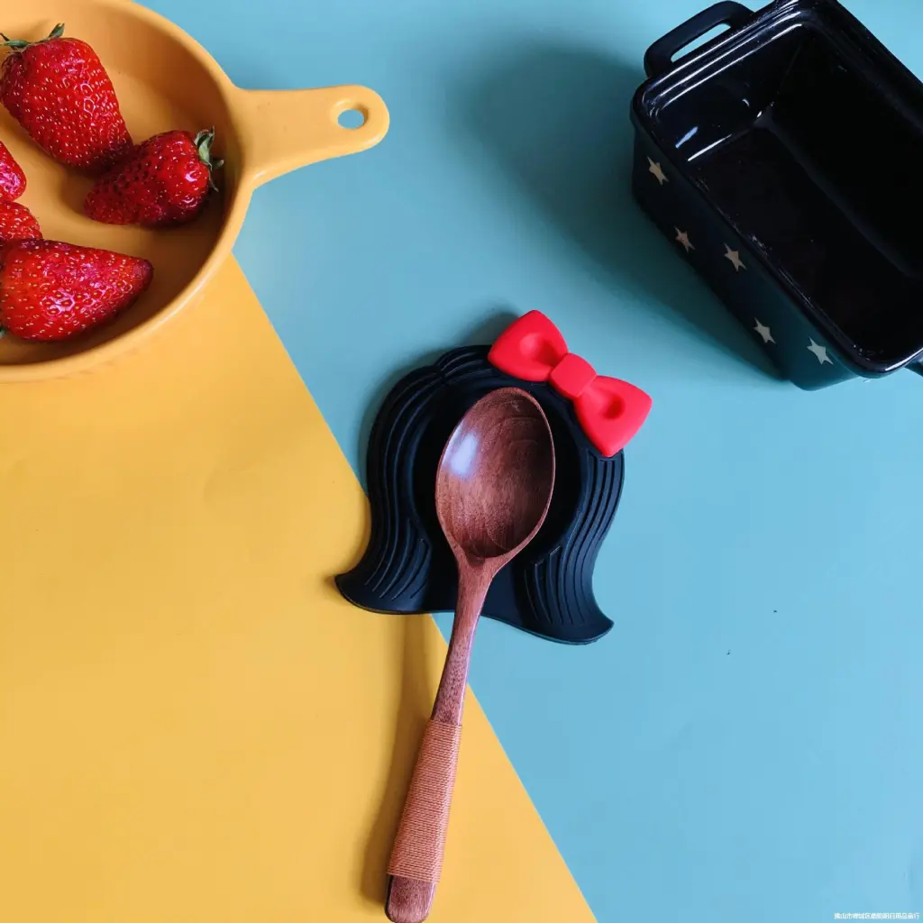 Silicone spoon holder - Black