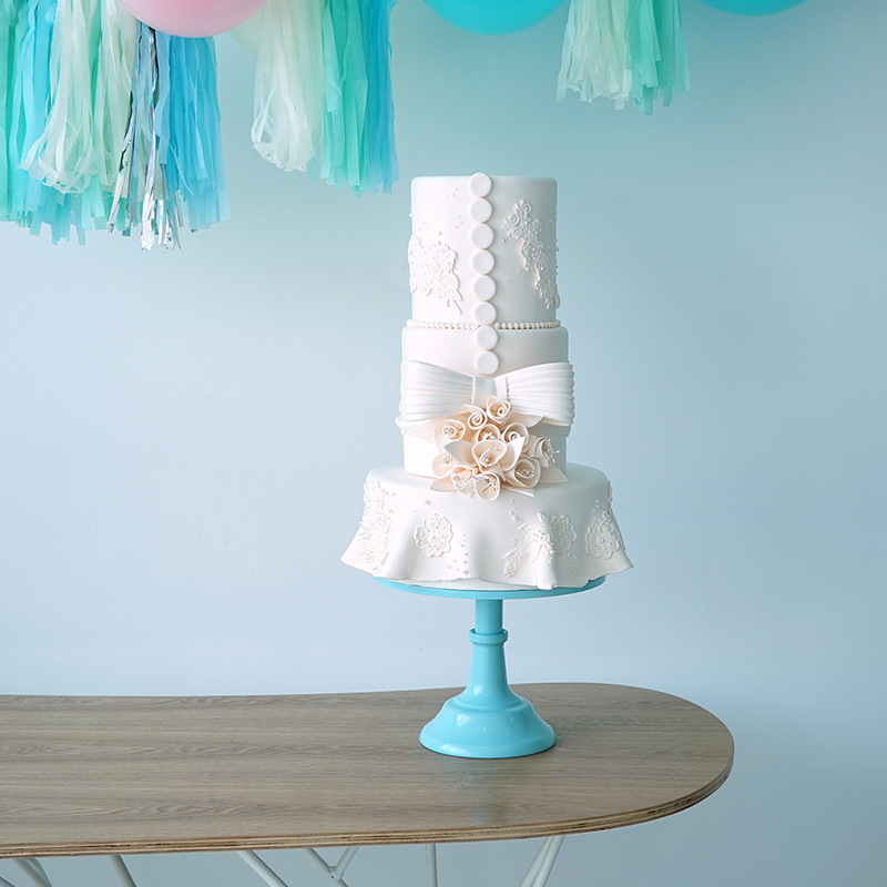 Wrought iron cake stand (Blue)