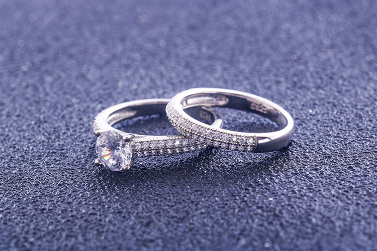 Fashion zircon ring