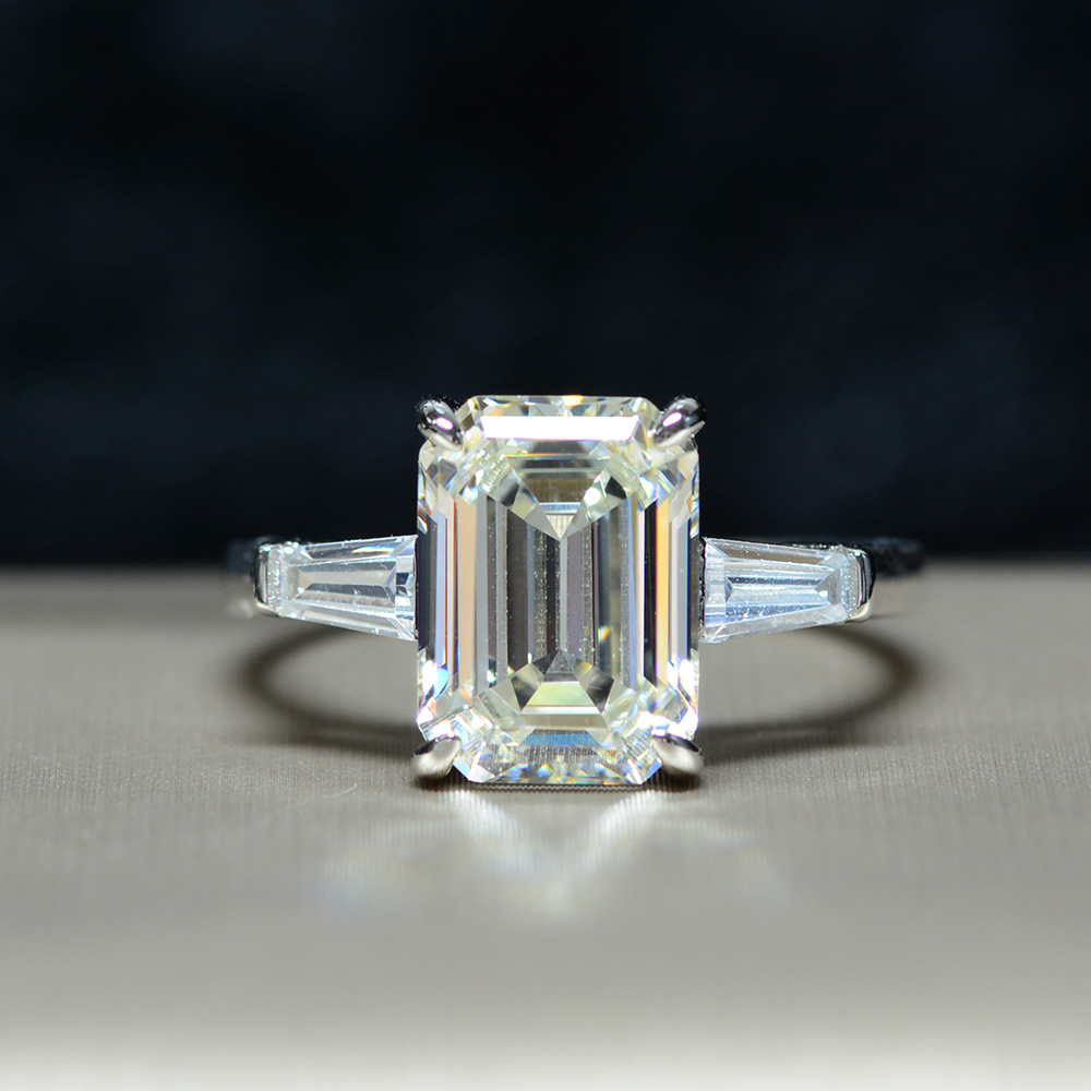 G color diamond rectangular chamfered car ring