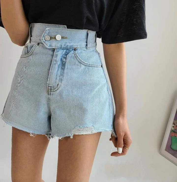 Two buttons washed frayed denim shorts - Blue