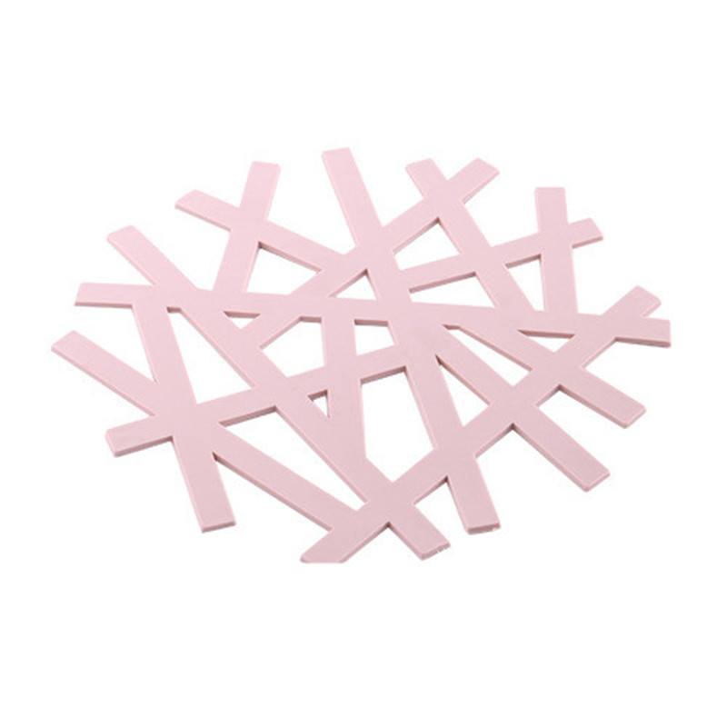 Dining table insulation pad