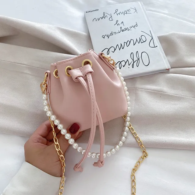Vintage pearl crossbody bag Pink - Shop at LoveMi