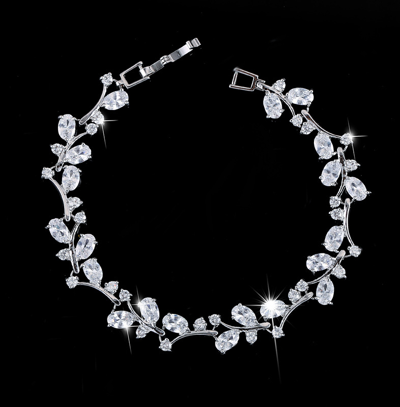 18K White Gold Zircon Bracelet